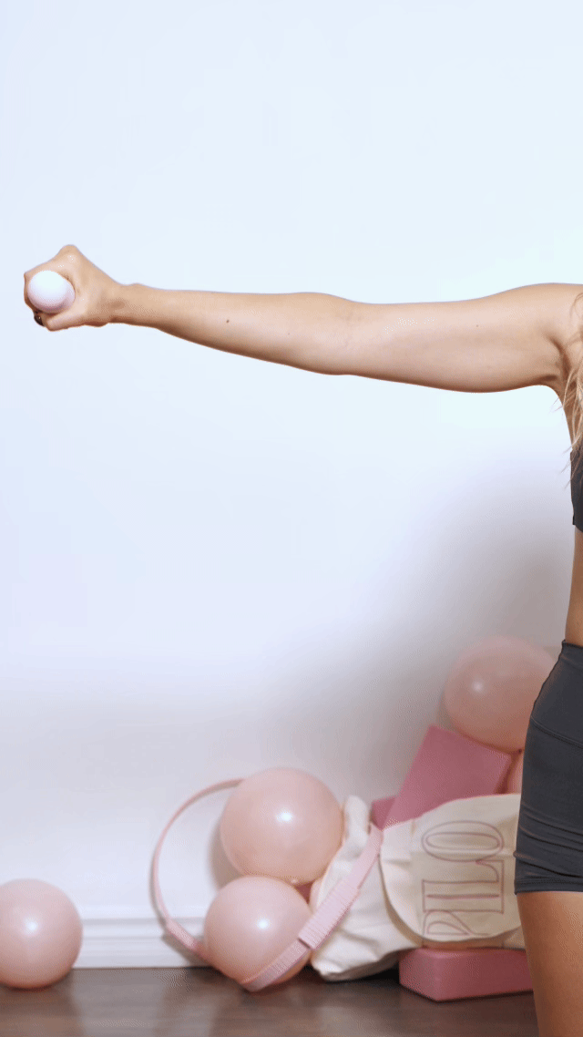 The PILO hand weights - pink