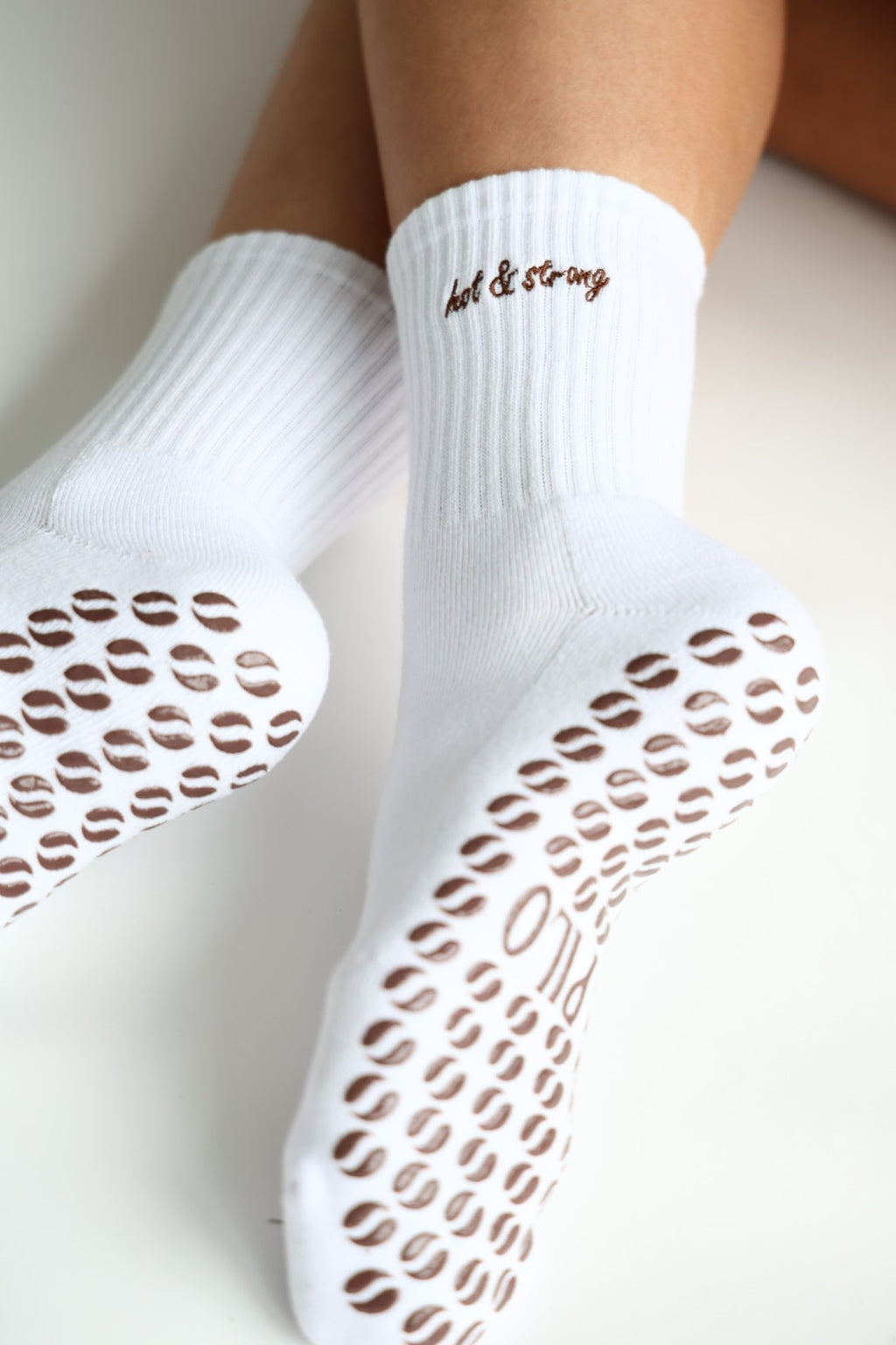 Chaussettes antidérapantes chaudes et résistantes